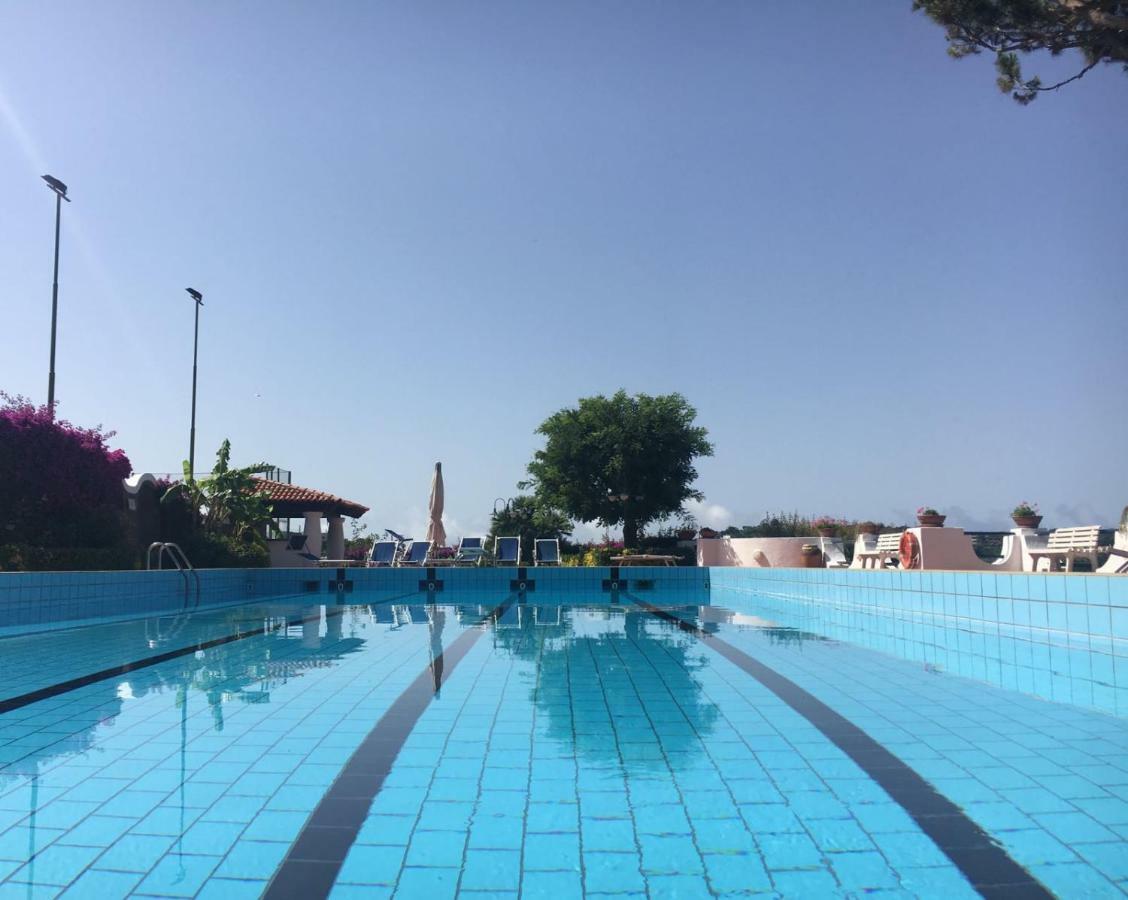 Villa Moma Giardino, Tennis E Piscina Panoramica Ίσκια Εξωτερικό φωτογραφία